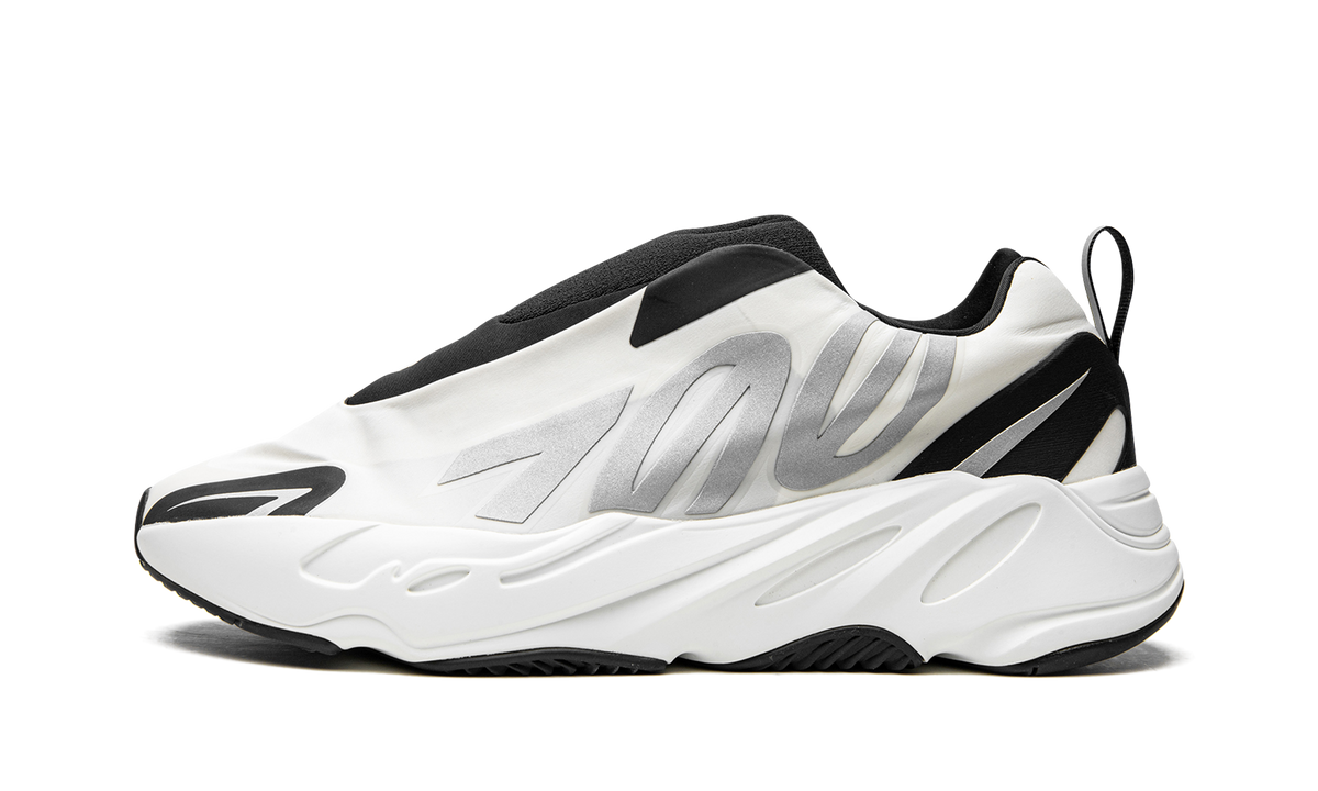 Yeezy 700 MNVN "Laceless Analog" IG4798